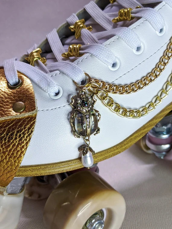 Roller Skate shoe lace accessories diamond Glass Crystal shiny: Gold Skull Gold Moth Scarab Beetle rhinestone with pearl - shoelace Charm